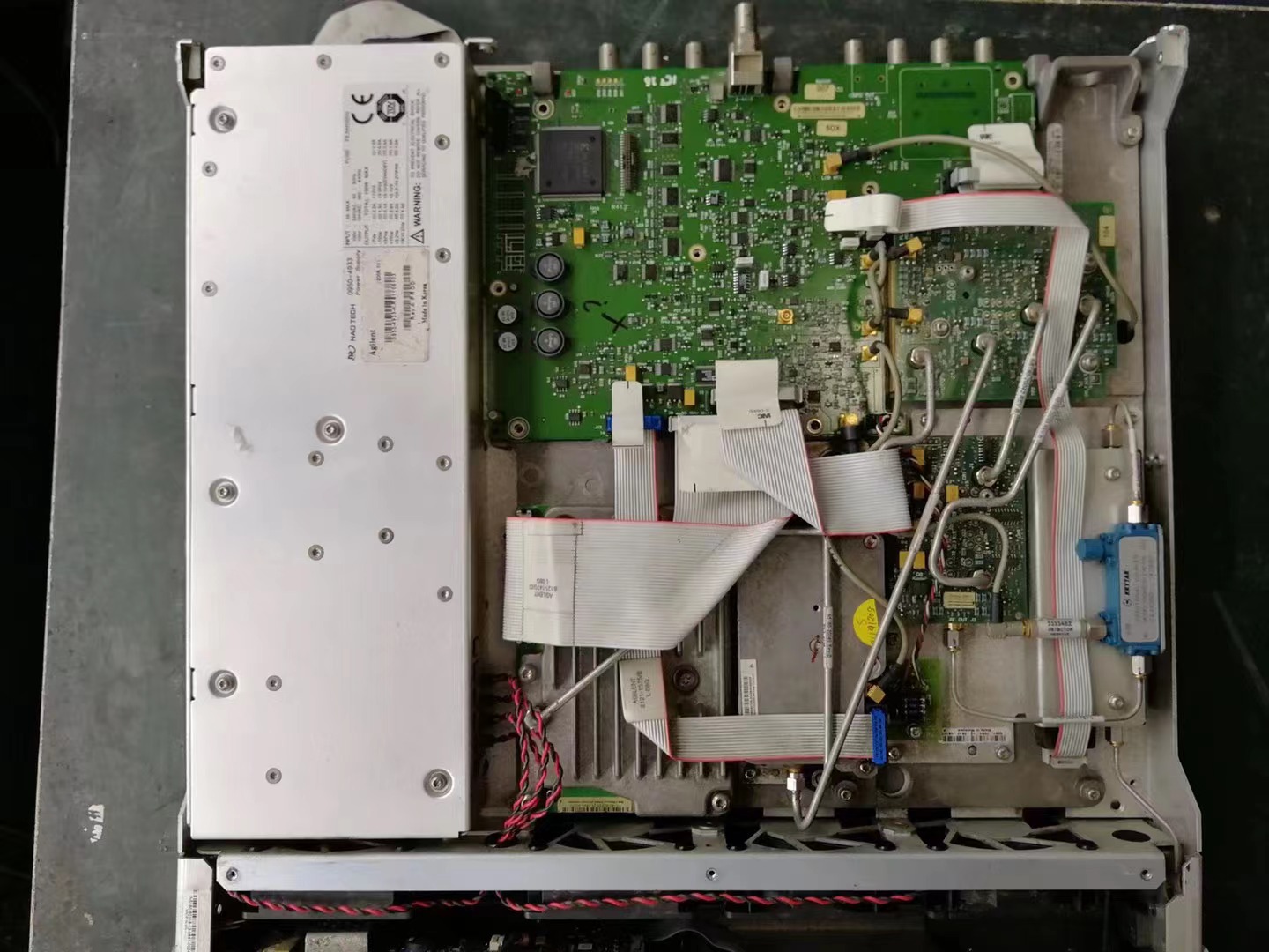 635258794cb16.jpg 維修信號(hào)源N518.jpg