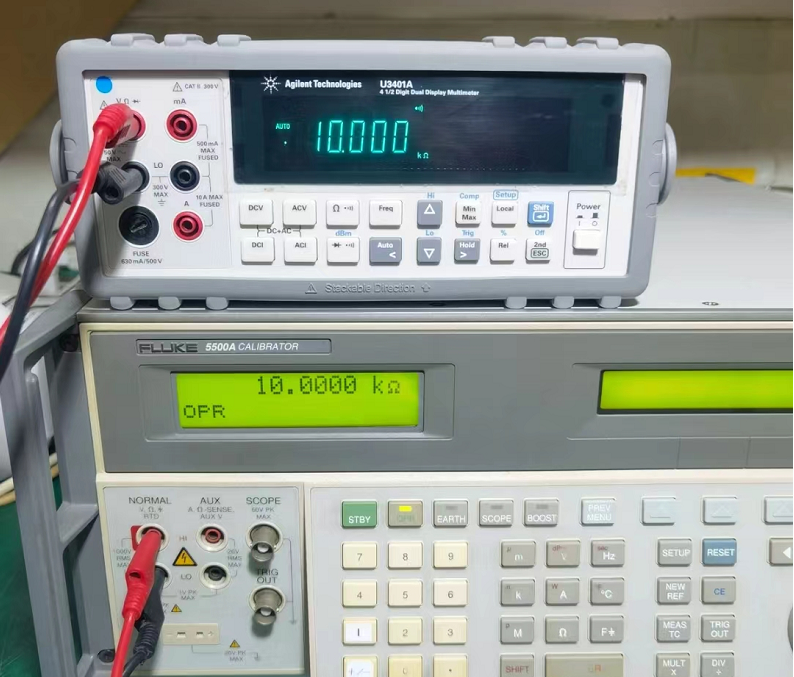 6397d05824c20.png 校準儀FLUKE5500A 4.png