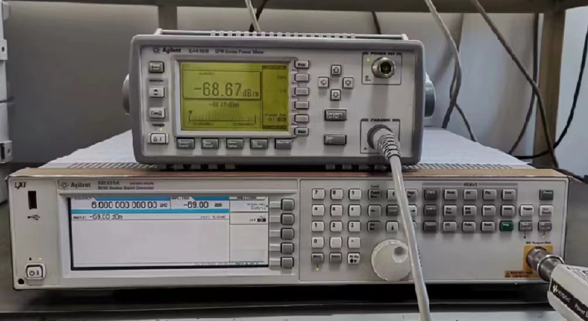 63a3ab0a877f8.png 信號源N5181A 10.png