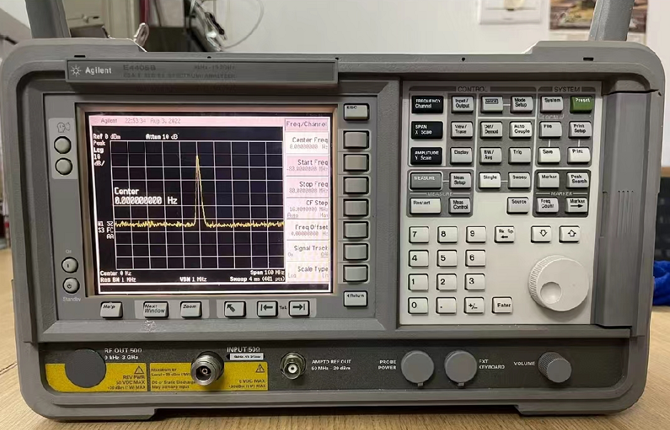 64a369d4b3e25.png 頻譜E4405B 4.png