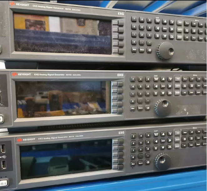 64daca6484b1f.png 信號(hào)源N5171B 4.png